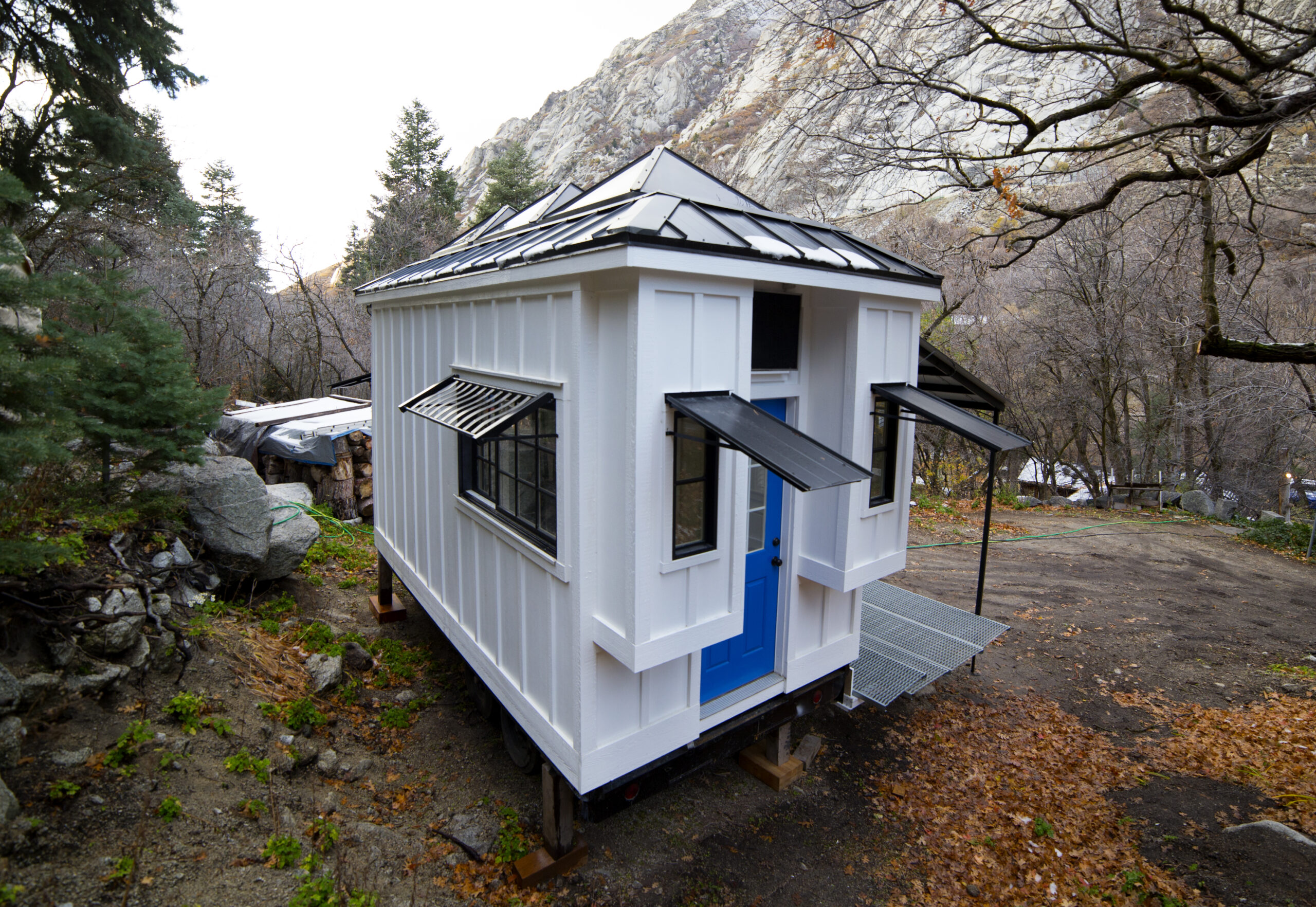 Je gelooft nooit hoe dit huis van slechts 16 vierkante meter er van binnen uitziet