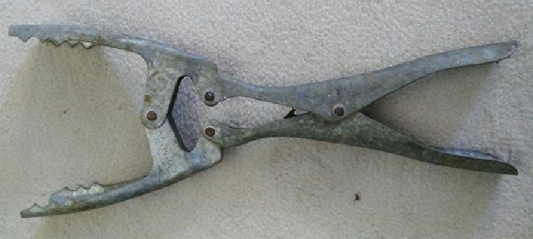 Het is geen wasknijper maar wat het wél is. Raad het oude voorwerp van vroeger