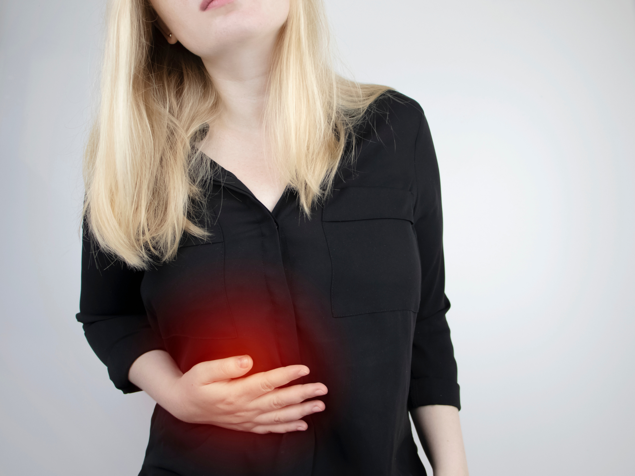 Stekende pijn aan je zij? Dit kunnen de oorzaken zijn