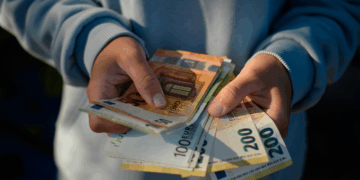 Dit populaire vakantieland kiest alleen voor contant geld en weigert digitale betalingen..