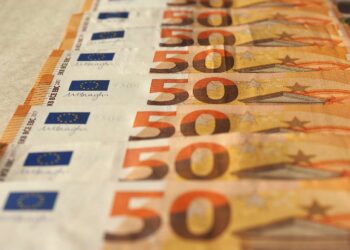 50-eurobiljetten met specifieke serienummers kunnen tot honderd keer zoveel waard zijn