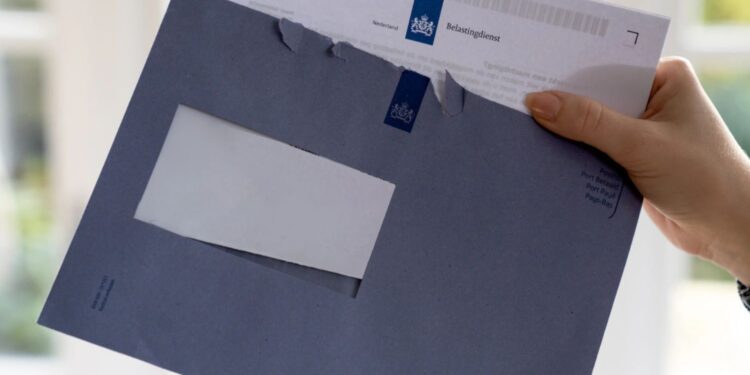 Schrikmoment: vanaf dit salaris betaal jij in 2026 fors meer belasting!