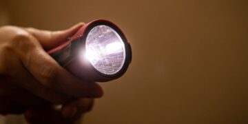 Deze 4 spullen kunnen je leven redden bij een noodsituatie