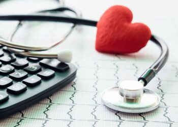 Zorgverzekeraars slaan alarm: dit gaat in 2027 keihard veranderen!