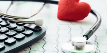 Zorgverzekeraars slaan alarm: dit gaat in 2027 keihard veranderen!