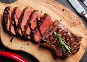 Nederland in shock: rundvleesprijzen in 2026 zijn bijna niet meer te bevatten