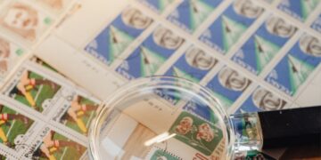 Absurde stijging: dit zijn de nieuwe tarieven voor één postzegel