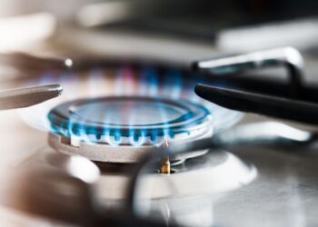 De gasprijzen kelderen, dit betaal je nu voor je maandelijkse energierekening