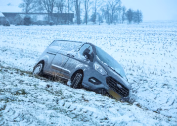 KNMI waarschuwt: hier is het spekglad op de wegen