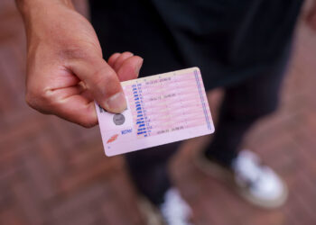 Rijbewijs verlengen wordt vanaf deze week moeilijker: dit verandert er voor automobilisten