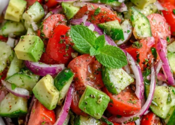 Het geheime recept van mijn moeder voor de lekkerste Turkse zomersalade