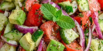 Het geheime recept van mijn moeder voor de lekkerste Turkse zomersalade